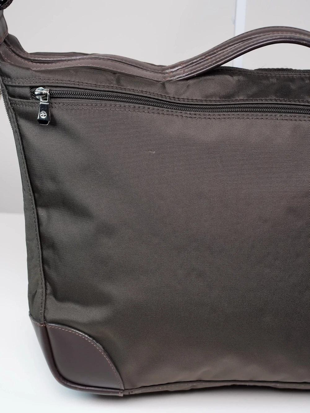 Longchamp Dark Olive Nylon Leather Large Messenger Laptop Travel Shoulder Bag